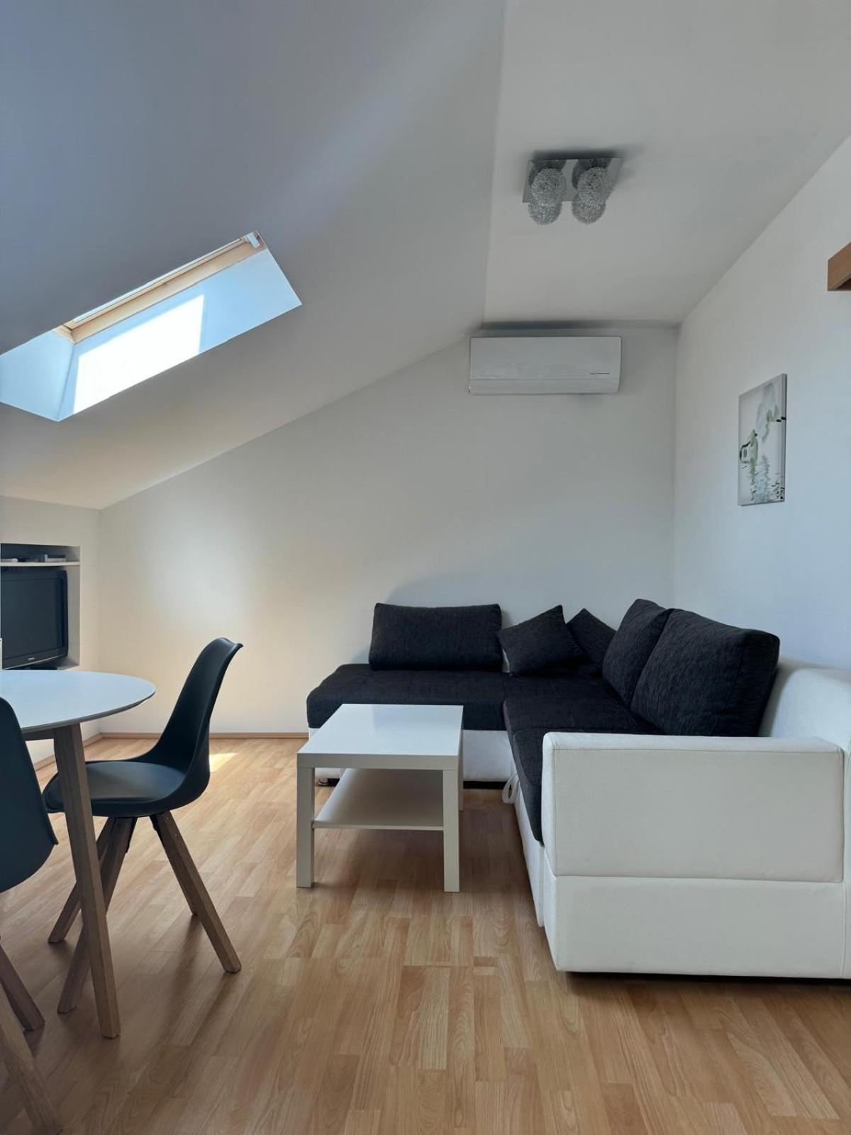 Apartmán Haus Ella Novi Vinodolski Exteriér fotografie