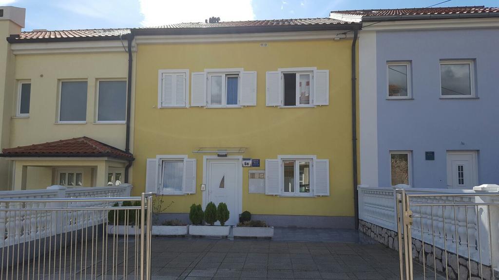 Apartmán Haus Ella Novi Vinodolski Exteriér fotografie